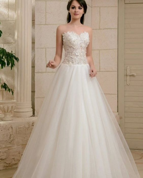 Свадебное платье