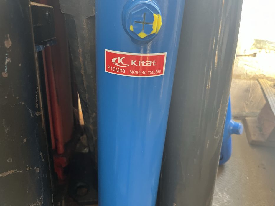 Гидроцилиндр Кун мал бол есть разные