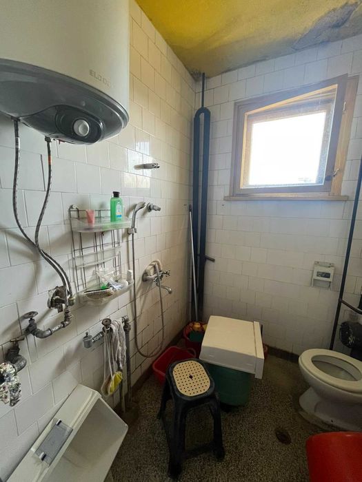 Двустаен апартамент за продажба до у-ще „Св. Св. Кирил и Методий“, гр. Казанлък