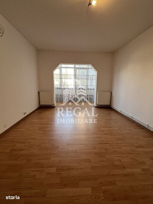 Apartament 4 camere de vânzare – Micro 5 | Etaj 1 | 80 mp — fotografia 1