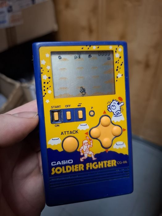 Японска ретро електронна игра Casio “Soldier Fighter”