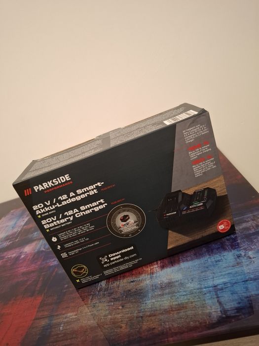 Incarcator smart parkside