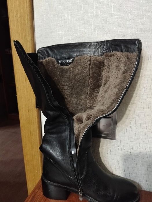 Кожанные сапоги 36 го размера