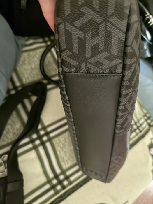 Продам сумку Tommy hifiger