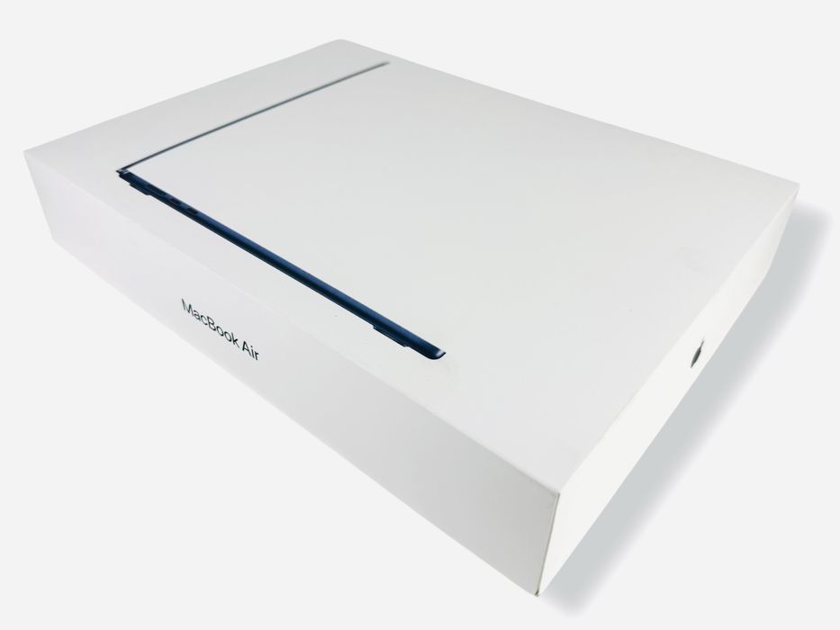 НАЛИЧЕН! Apple MacBook Air 15" M4 16RAM 256SSD Midnight Гаранция!