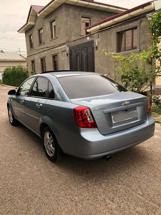 Lasetti 1.6 avtomat delfin