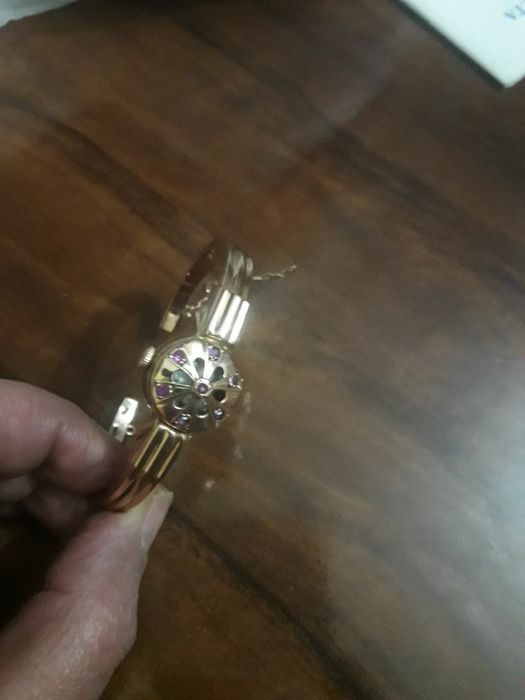 Золотые часы со времен СССР чистое золото