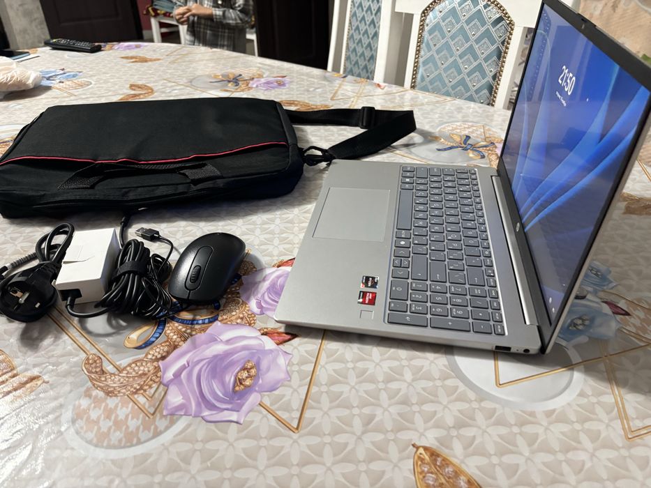 Ноутбук HP Laptop 15 — Новый