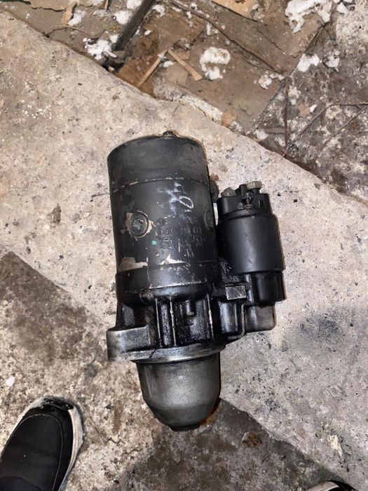 Мерс 140 стартер 606 дизельный и генератор