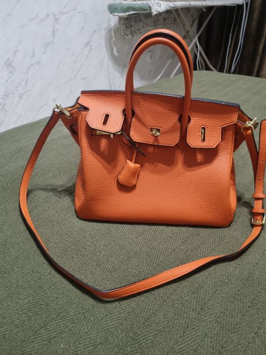 Сумочка в отличном состоянии