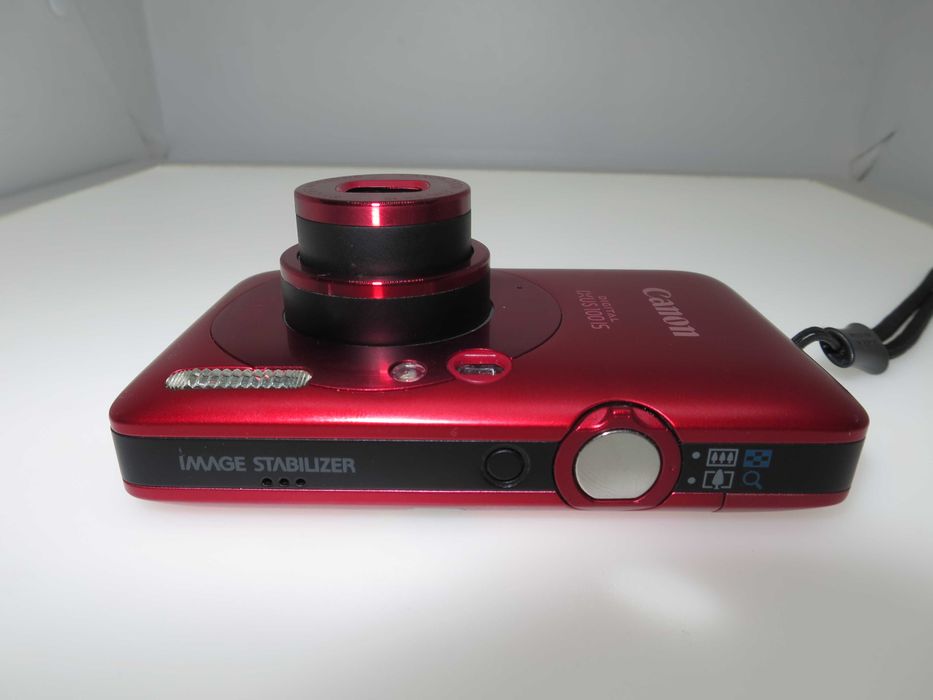 Canon Digital IXUS 100 ултра компактен фотоапарат дигитална камера НОВ