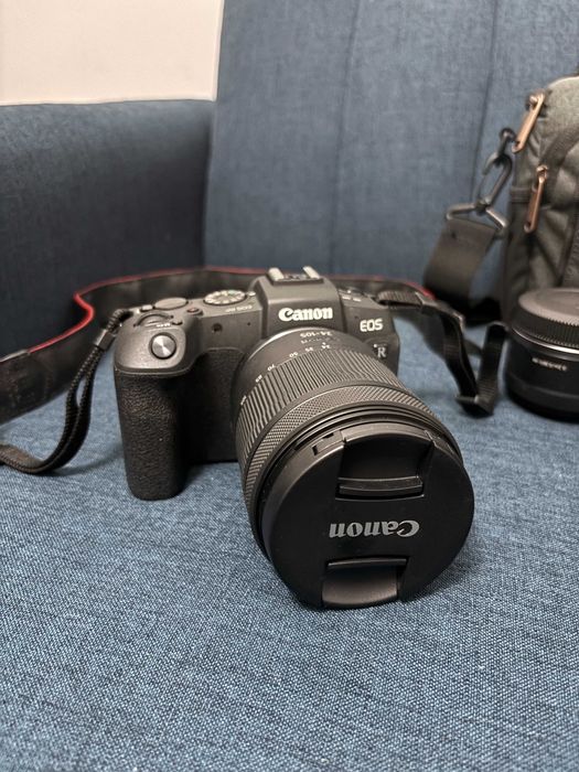 Body Canon EOS RP Mirrorless nefolosit + card, rucsac, geanta