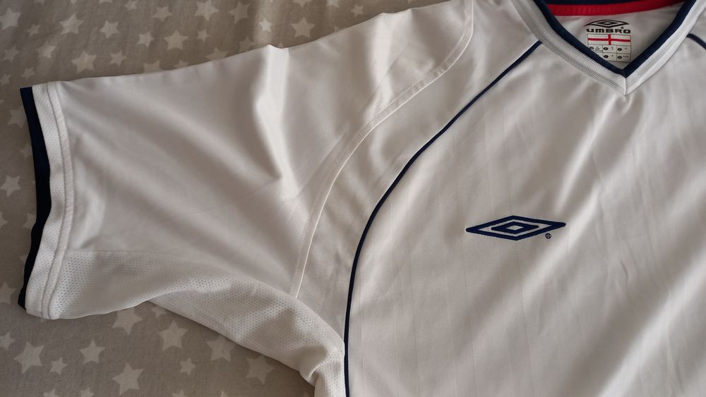 Фудболна тениска Umbro England от 2001/2003 XL