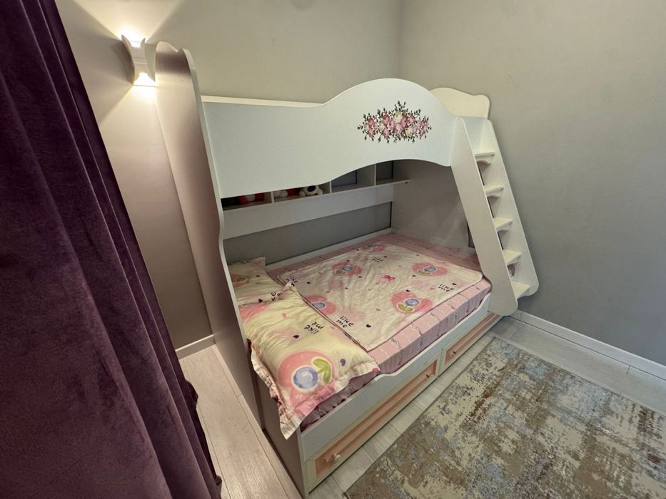 Кравать 2 этаж хорошым сос