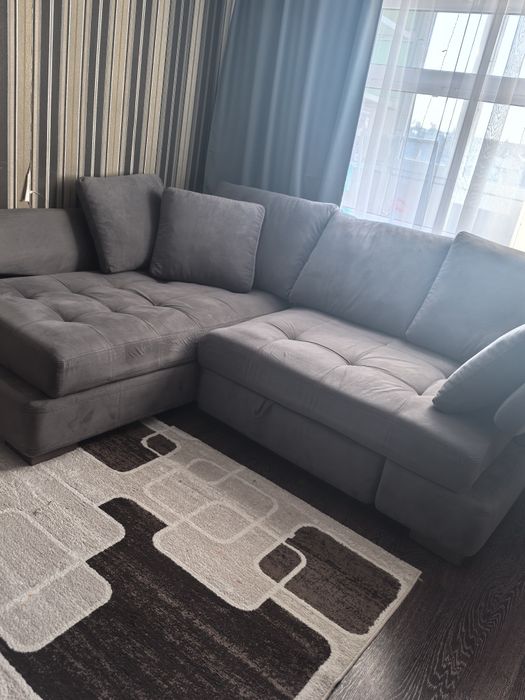 Продам диван угловой