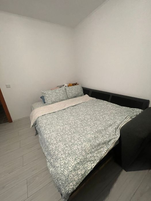 Inchiriez garsoniera