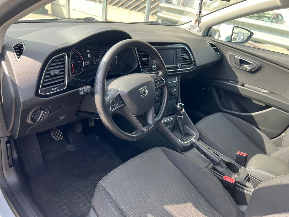 Vând Seat Leon bine întreținută