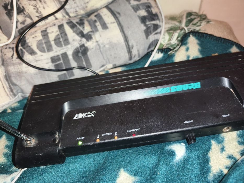 Shure marcad t4 diversity, receptor wireless microfon, singur