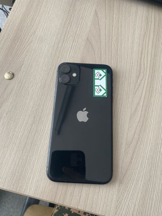 Продам iPhone 11