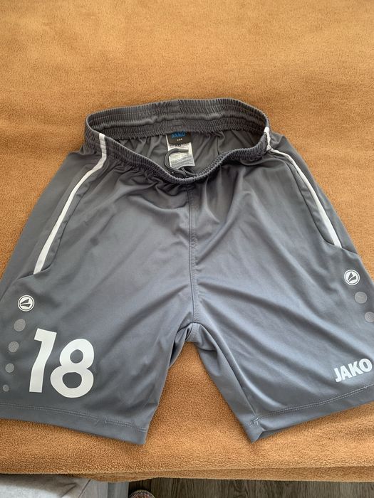 футболен екип на ФК YPD