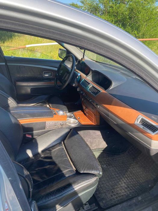Продам Bmw 735 Не расстаможена.