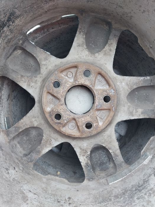 Диски R16 оригинал. 5×114.3. Ц.0 64.1