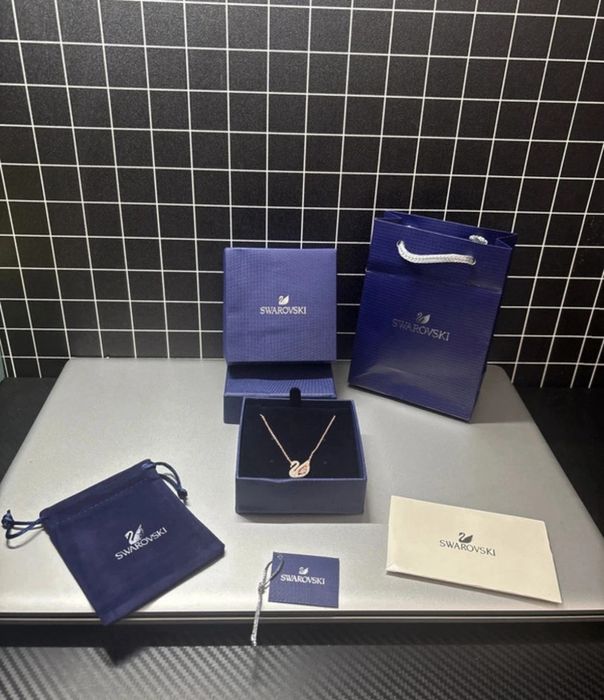 Колие Swarovski /Rose gold