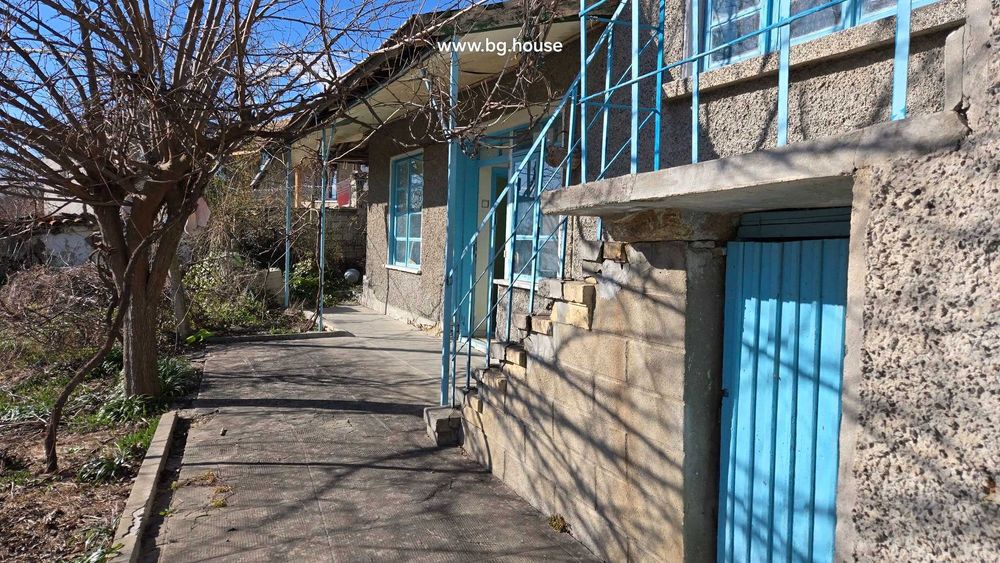 Продава се Къща в с. Дриново, Област Търговище - 100 кв.м за 290 €/кв.м - Снимка #2