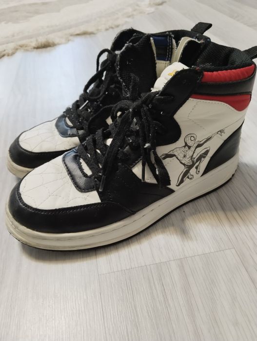 Обувь подростков