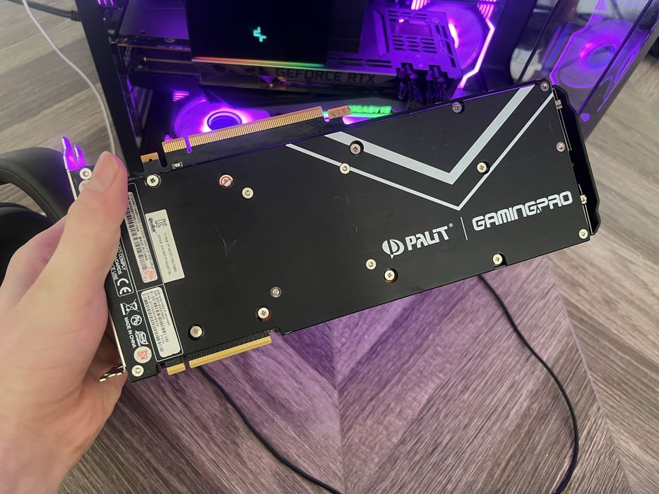 RTX 2080 TI 11gb gddr6 ( samsung ) holati yahshi