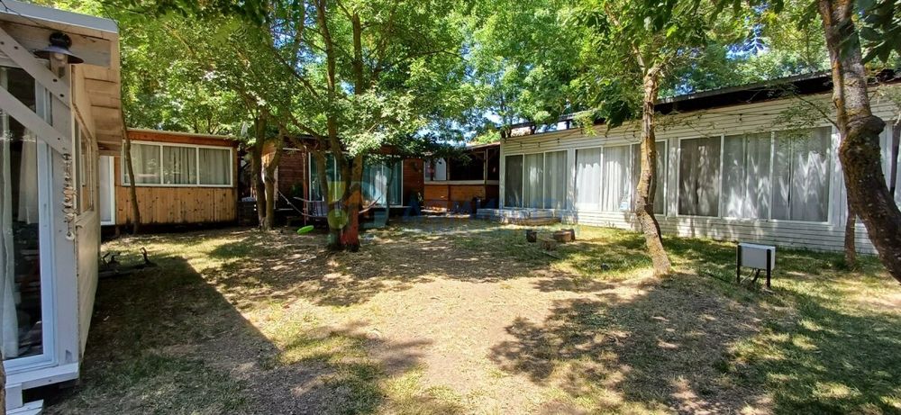 Поземлен имот на к-г Арапя