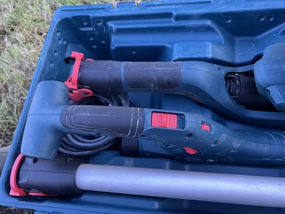 Шлайф машина/ Жираф GTR 550 Professional + Прахосмукачка GAS 12-25 PL Hepa Bosch за шлайфане на стени и тавани
