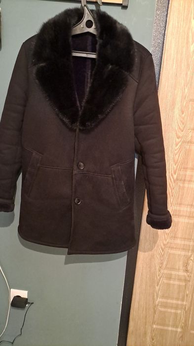 Продам дублёнку и кепку