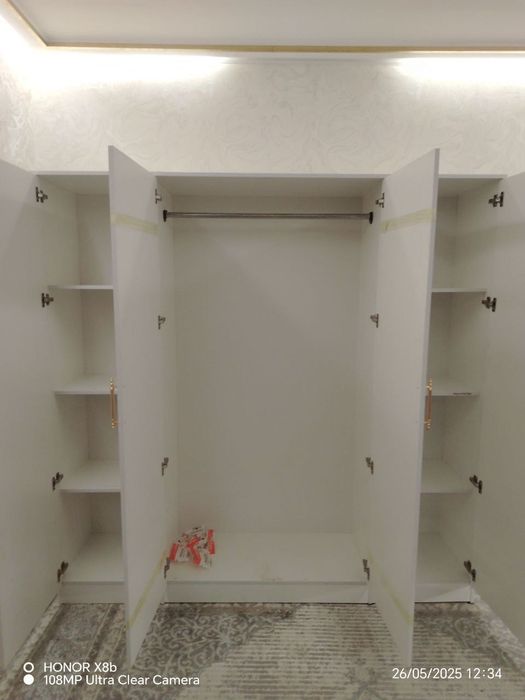 Shkaf sotiladi dastafka ustanovka bepul