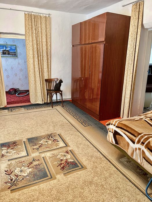 Дом продается с мебелью в центре