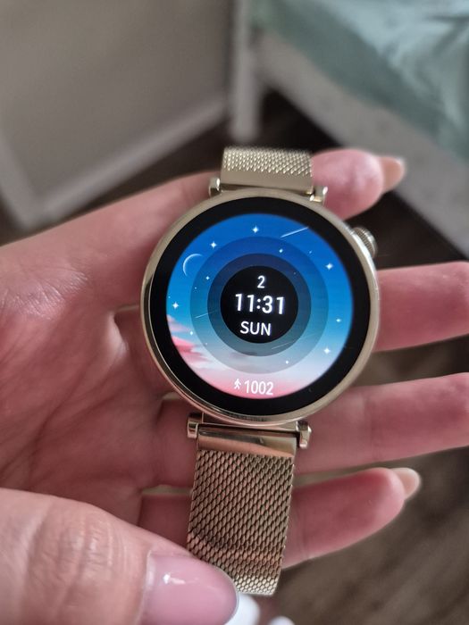 Продам смарт часы huawei gt4 41mm