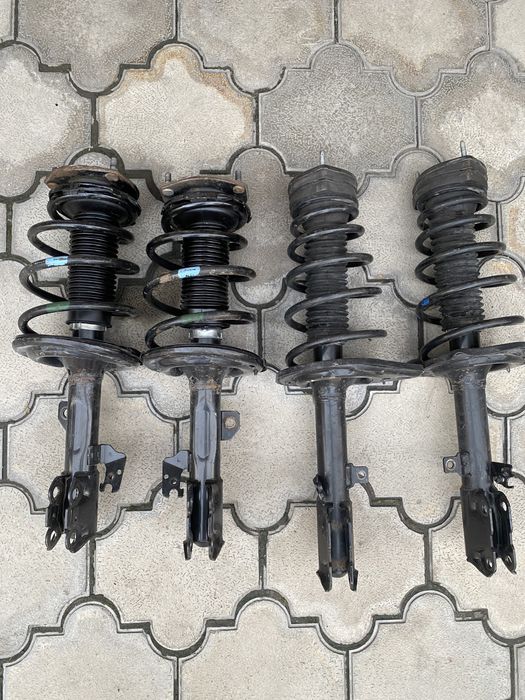 Амортизаторы Тойота Камри