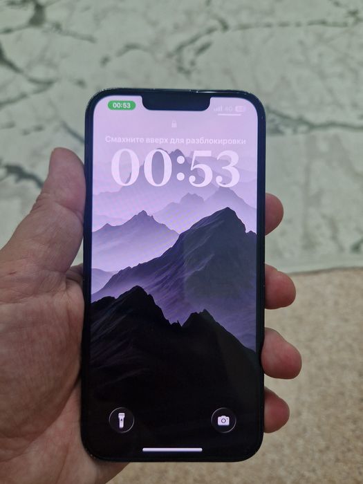 Продается IPhone 13
