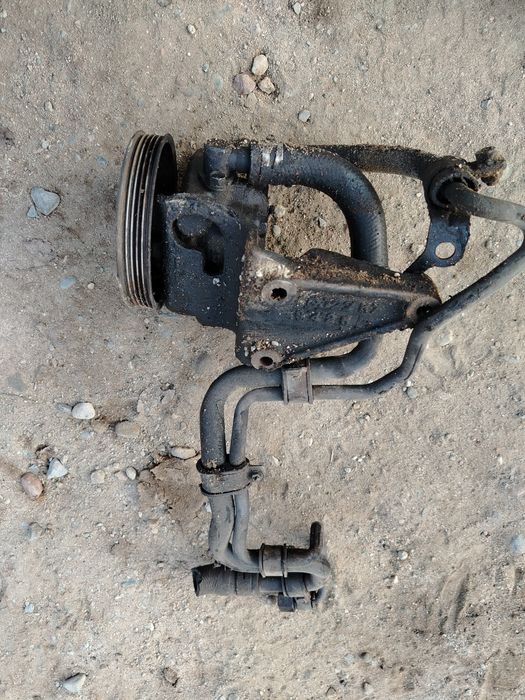 Продам гур насос мазда 626 переходка