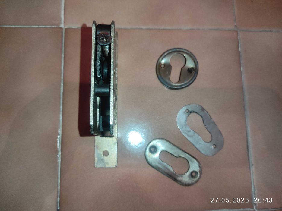 Антикварна брава месинг 8/9/15 см, дебелина 12 мм