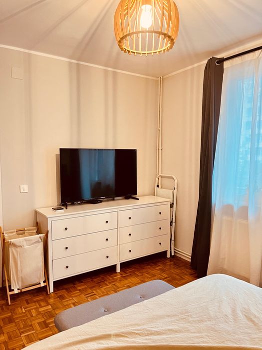 PF inchiriez Apt. 2 camere str. Anton Pann