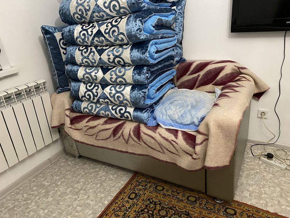 Продам диван раздвижной
