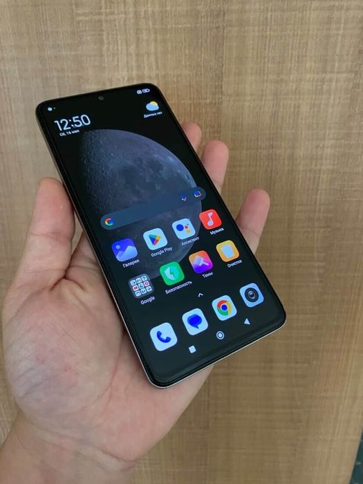 В продаже Redmi Note 11 pro.