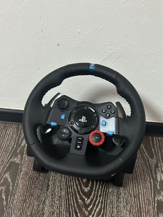 Продавам logitech g29 ново