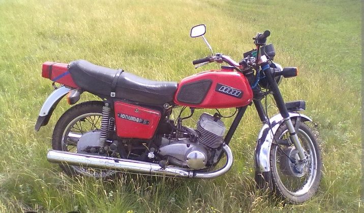 Продам мотоцикл Иж Юпитер 5 одноцилиндровый в хорошем состоянии