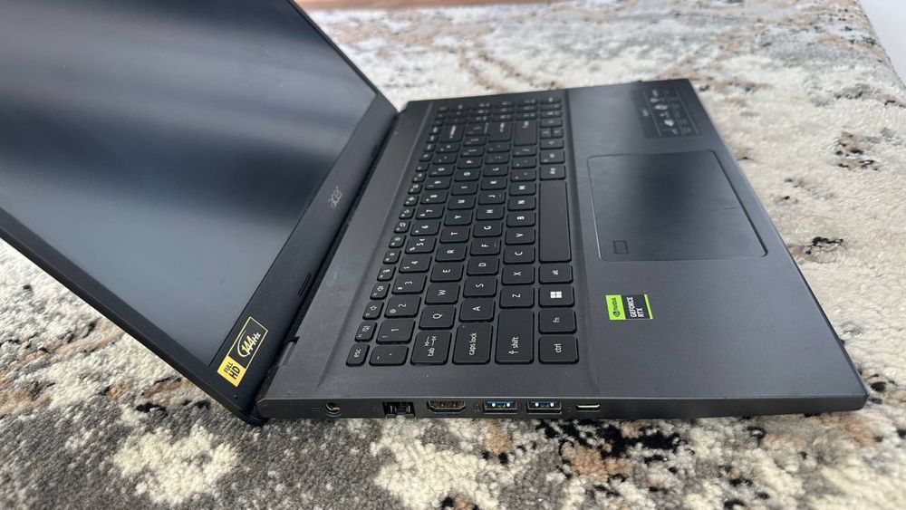 Acer Aspire 7 Intel Core i5-12450H