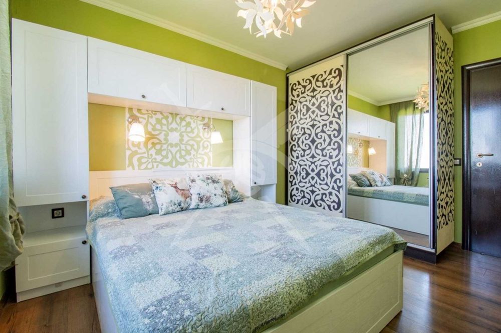 Двустаен апартамент в кв. Бояна №182773