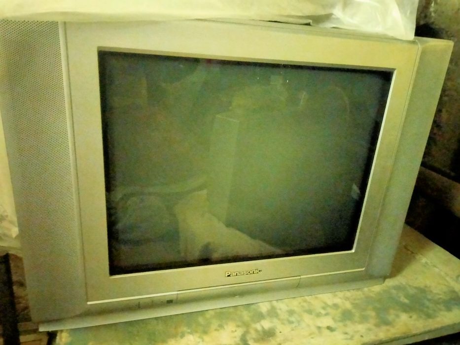 Телевизор кинескопнный