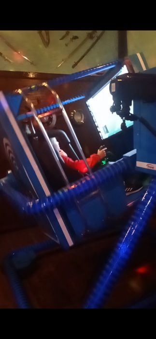 Виртуальная реальность авиасимулятор