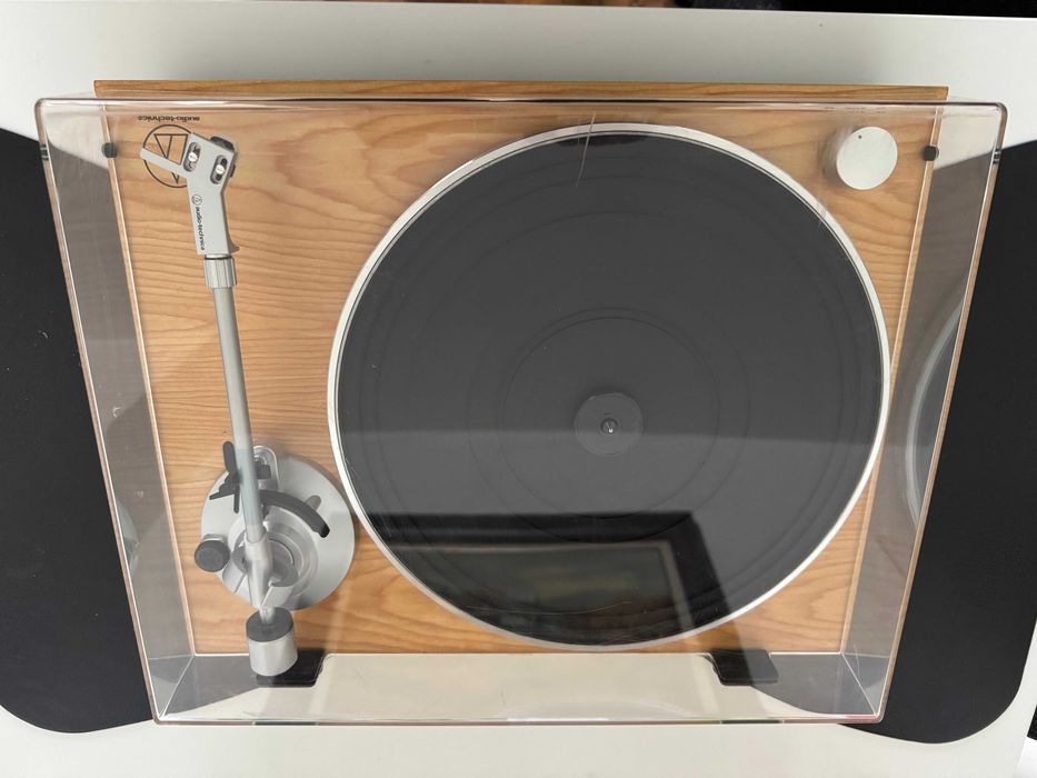 Грамофон Audio-Technica AT-LPW30TK